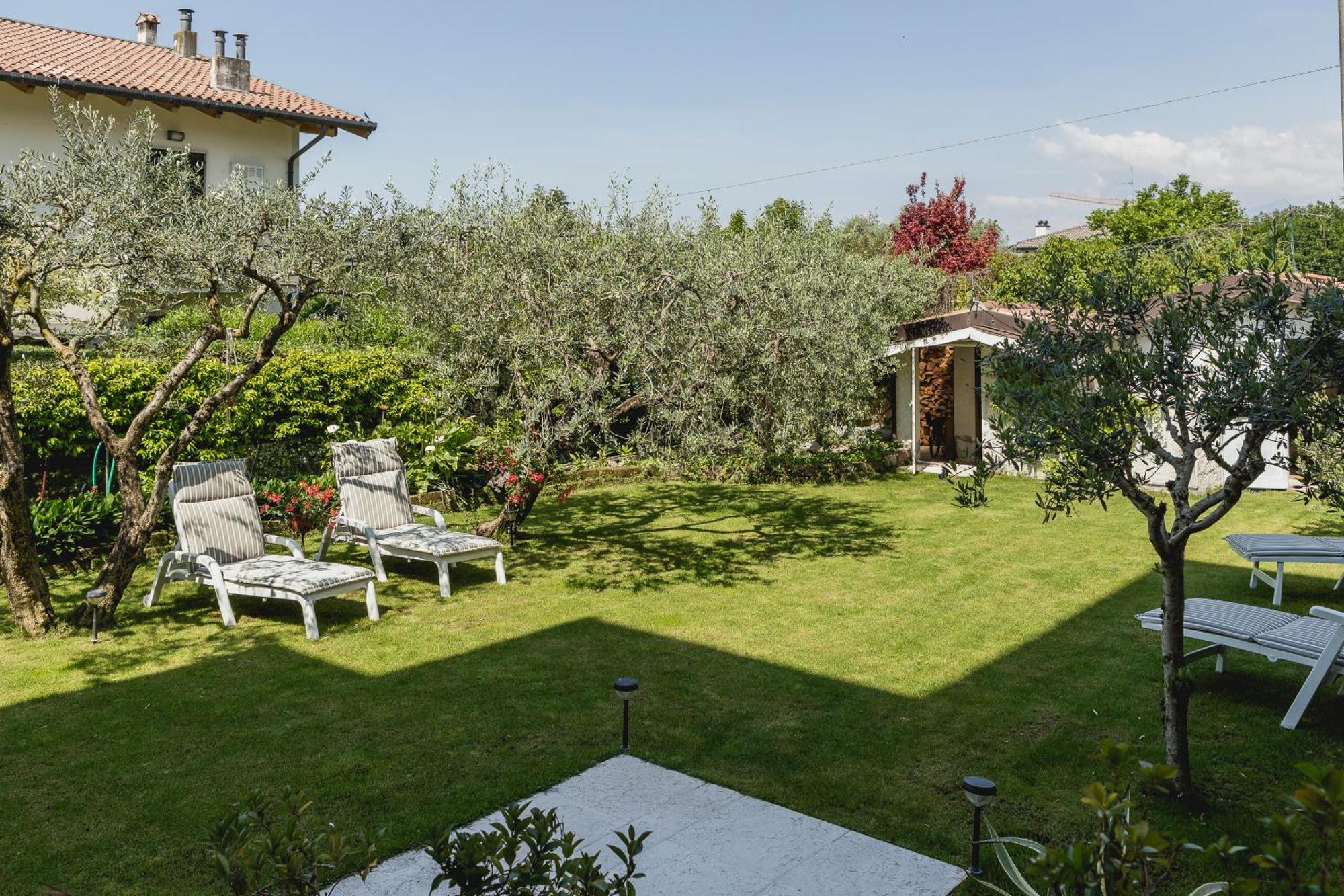 Casa Ginev Room & Apartments Bardolino Exterior foto
